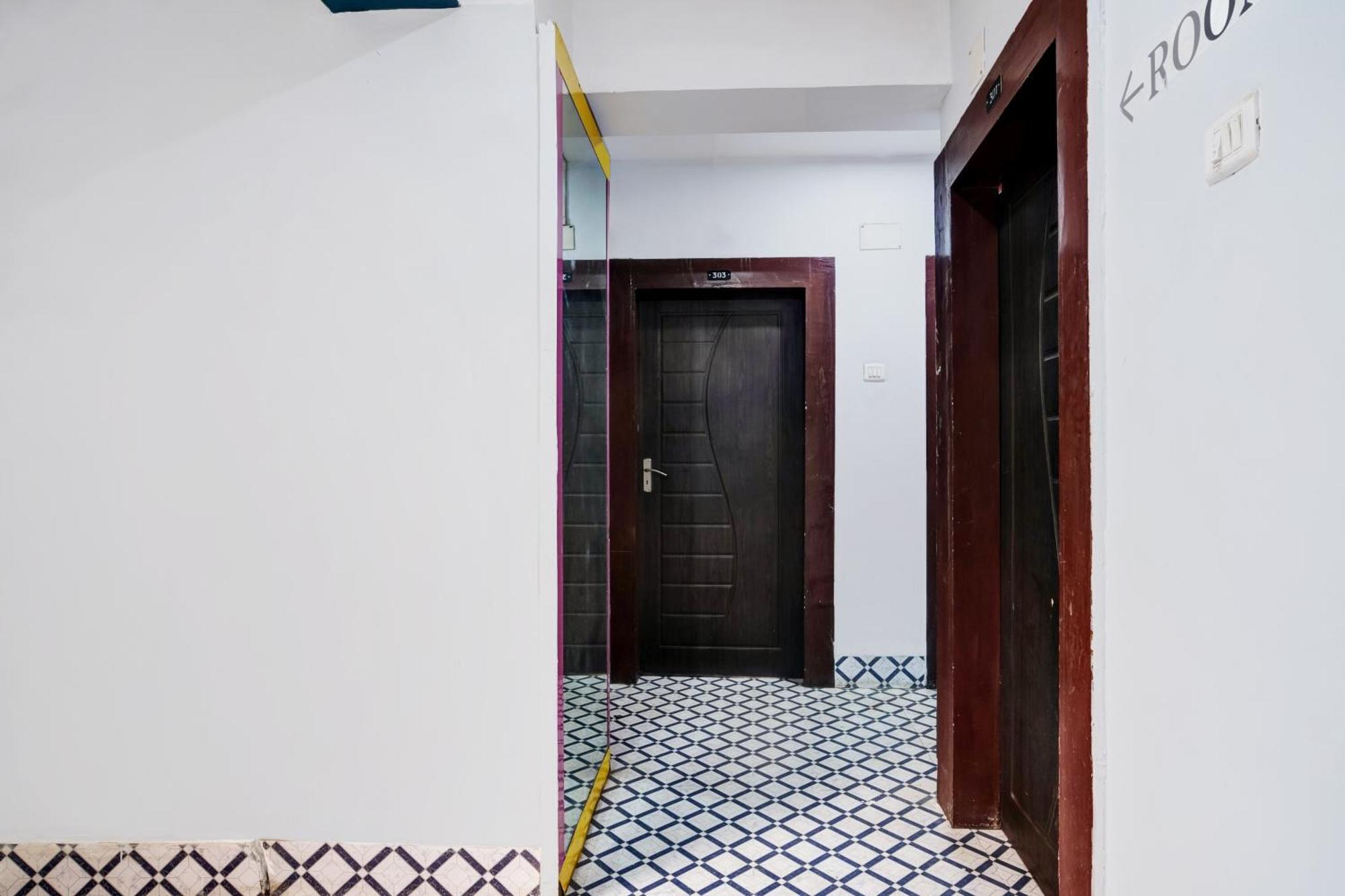 Super Hotel O Noonmati Guwahati Formerly Hotel Sundari Exterior foto